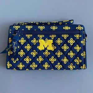 NWOT - Michigan Wolverines Vera Bradley Wristlet